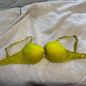Victoria’s Secret pink push-up bra new size 38DD